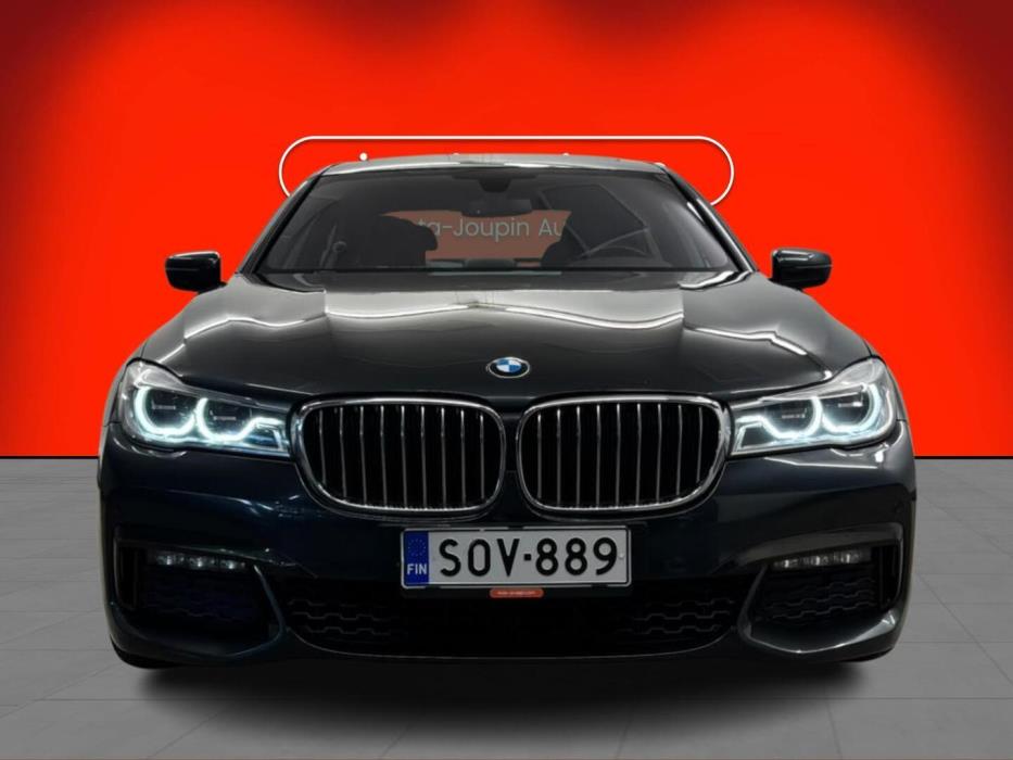 BMW 740 2017