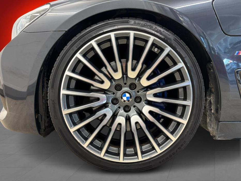 BMW 740 2017