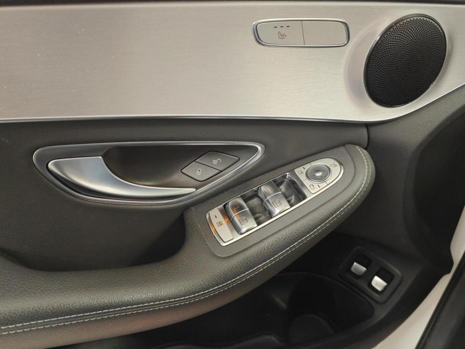 MERCEDES-BENZ C 2020