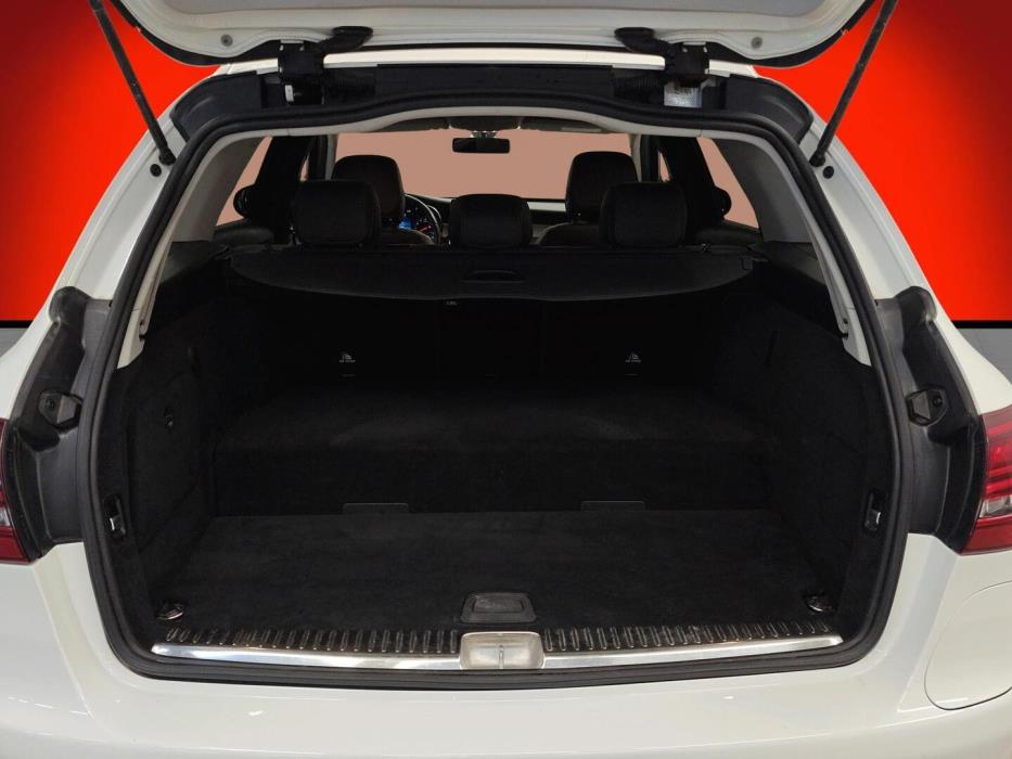 MERCEDES-BENZ C 2020