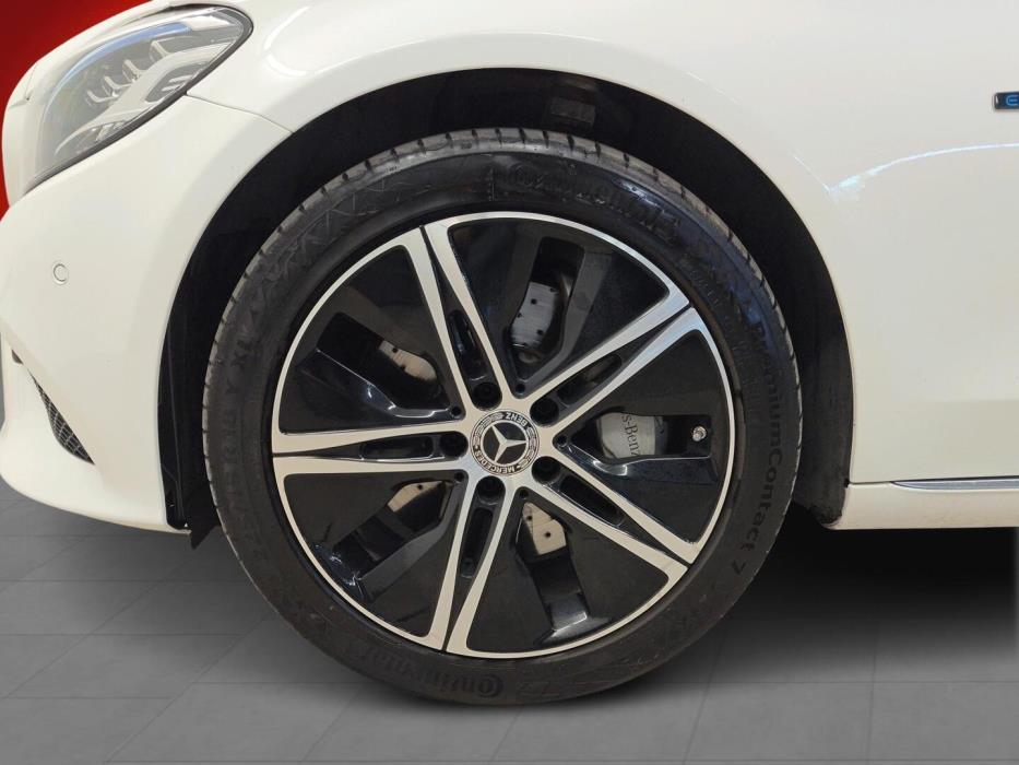 MERCEDES-BENZ C 2020