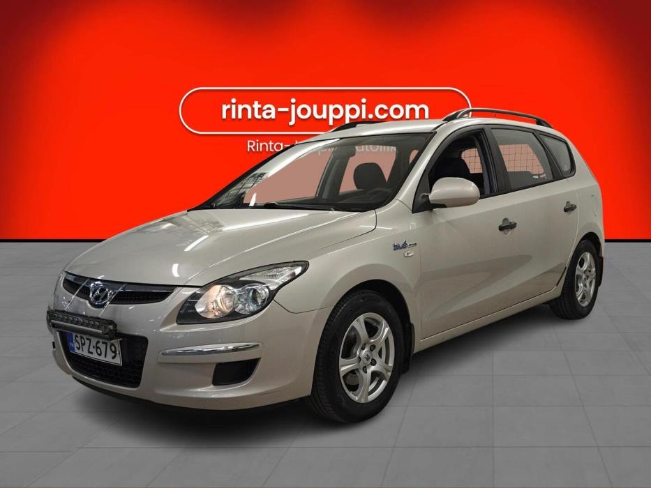 HYUNDAI i30 2010