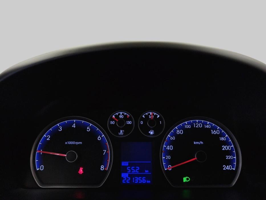 HYUNDAI i30 2010