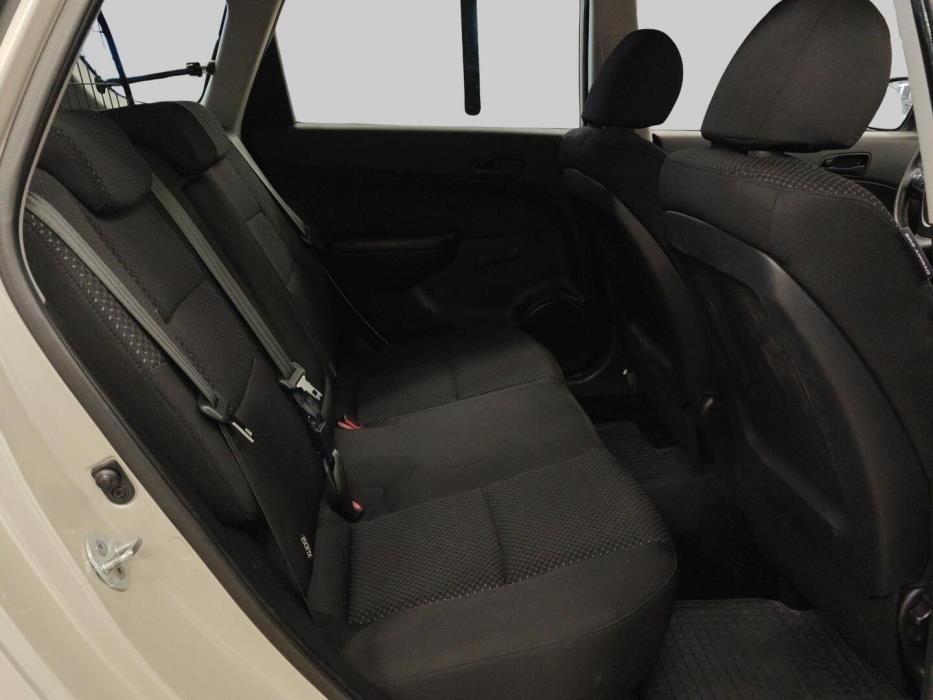 HYUNDAI i30 2010
