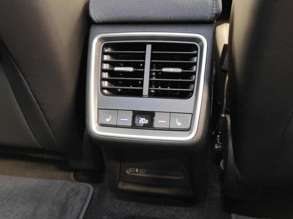 SKODA Enyaq 2026