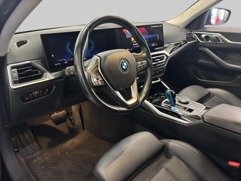 BMW i4 2023