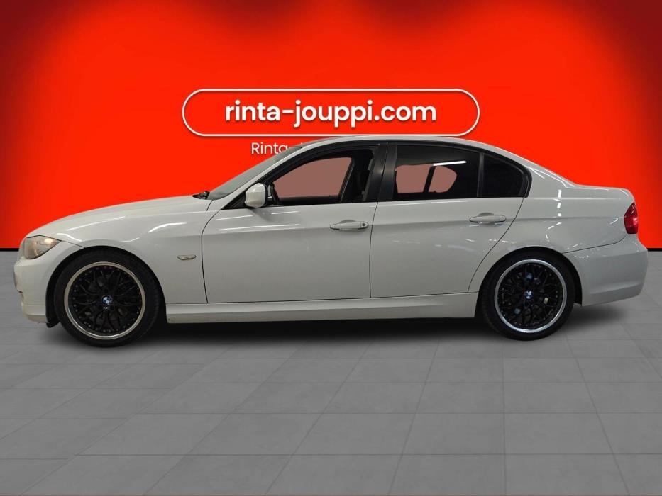 BMW 320 2010