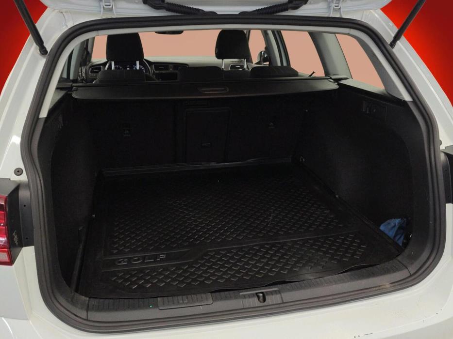 VOLKSWAGEN Golf 2020