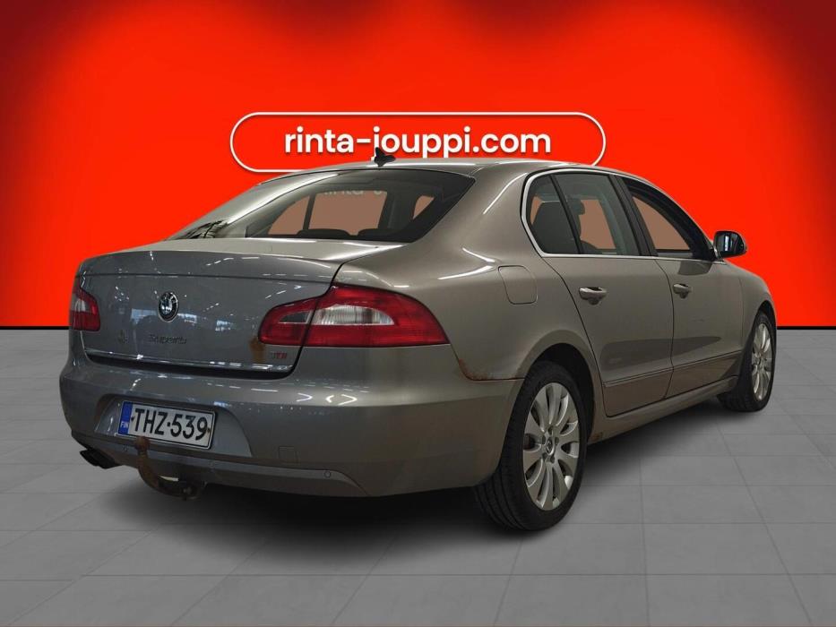 SKODA Superb 2010
