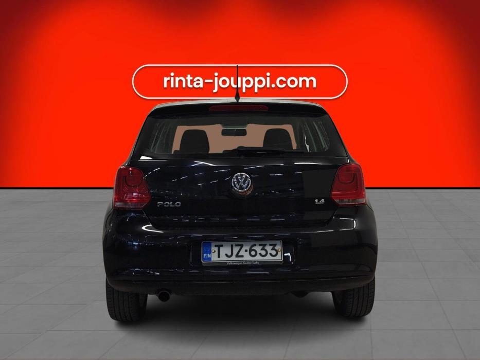 VOLKSWAGEN Polo 2010