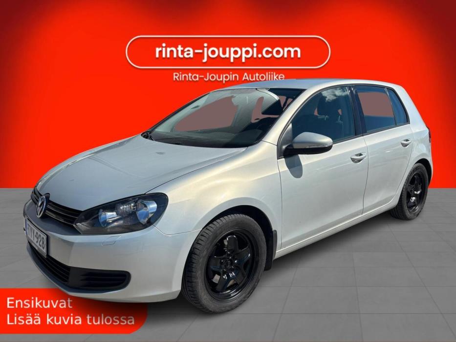 VOLKSWAGEN Golf 2012
