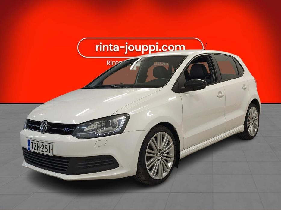 VOLKSWAGEN Polo 2014