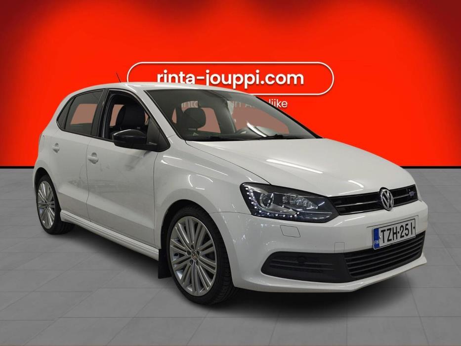 VOLKSWAGEN Polo 2014
