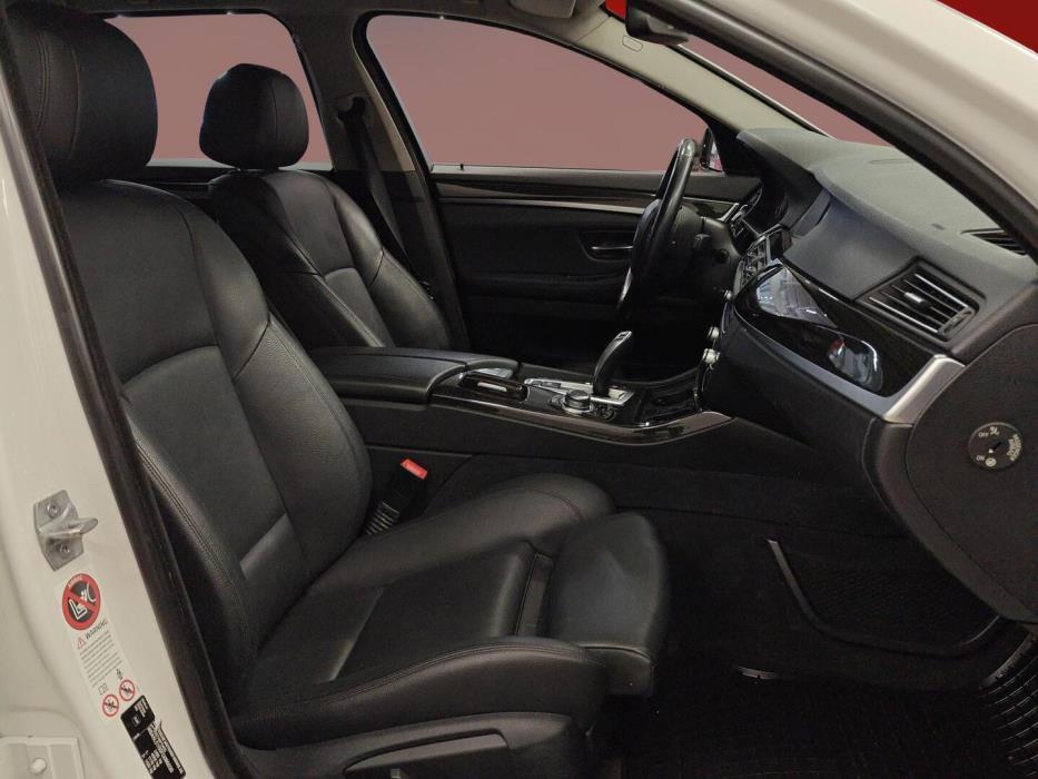 BMW 520 2015