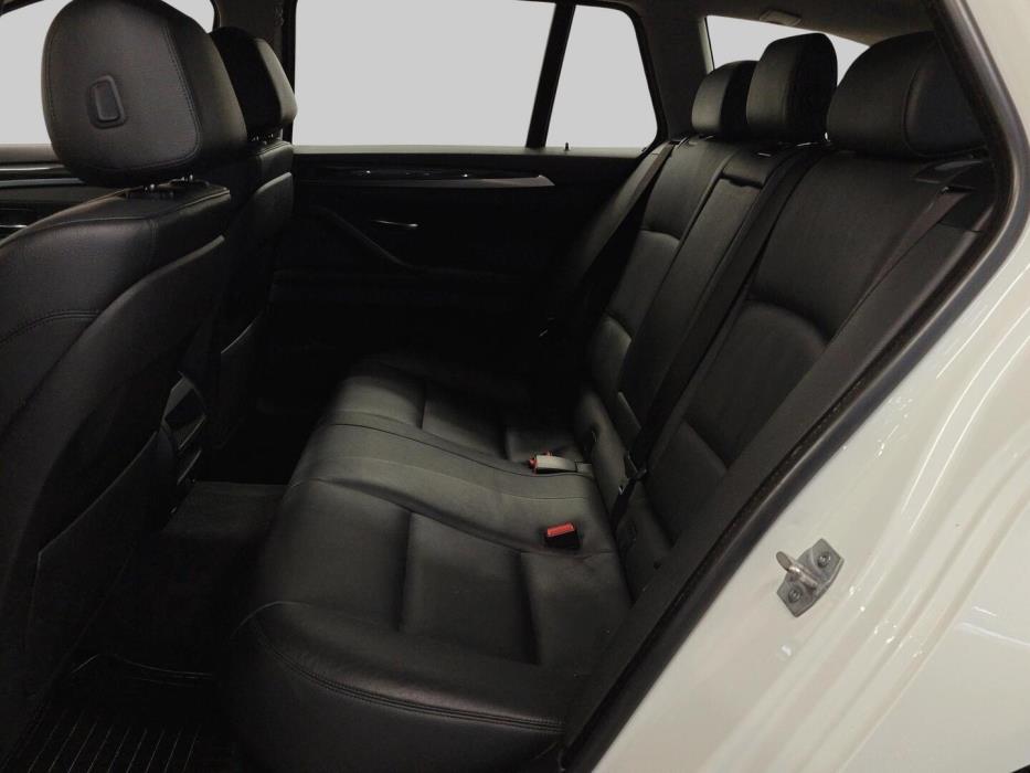 BMW 520 2015