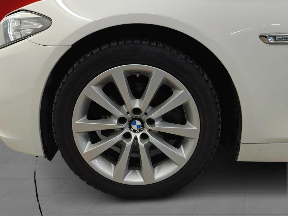 BMW 520 2015