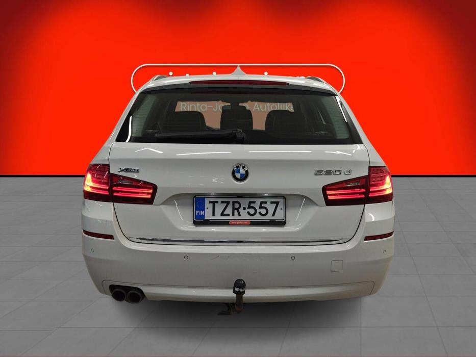 BMW 520 2015