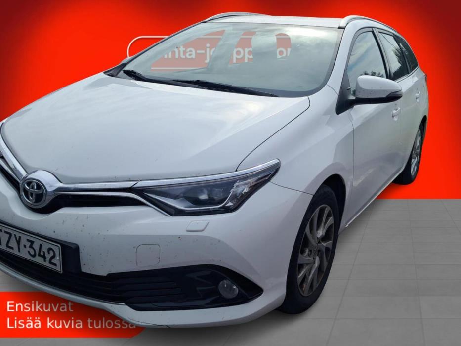 TOYOTA Auris 2015