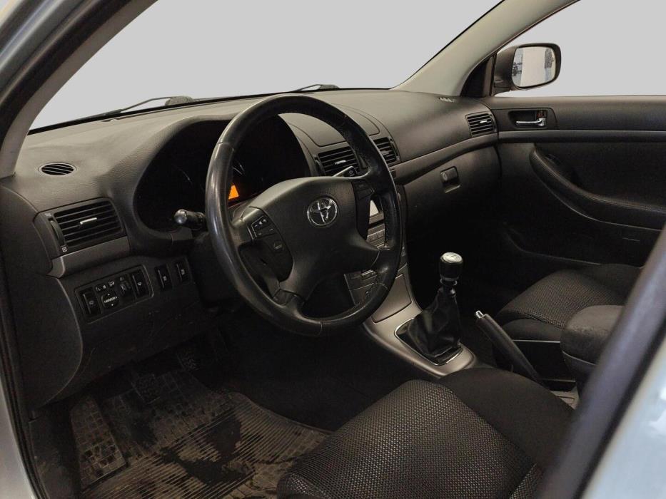 TOYOTA Avensis 2008