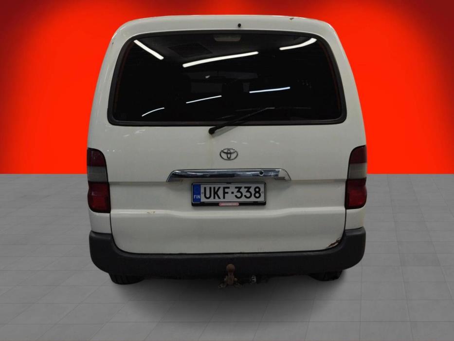 TOYOTA Hiace 2010