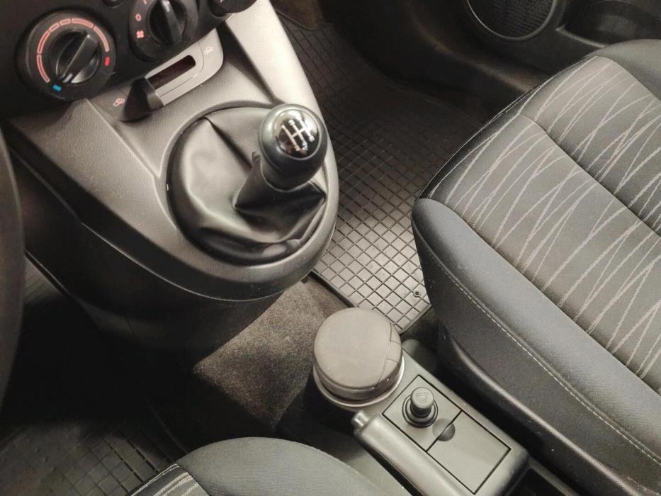 MAZDA Mazda2 2008