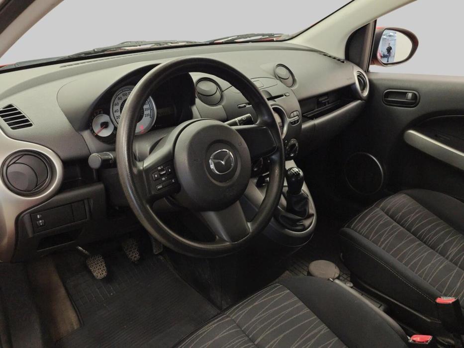 MAZDA Mazda2 2008