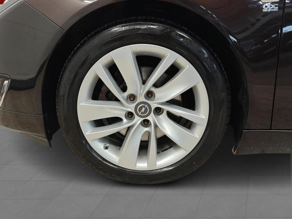OPEL Insignia 2014