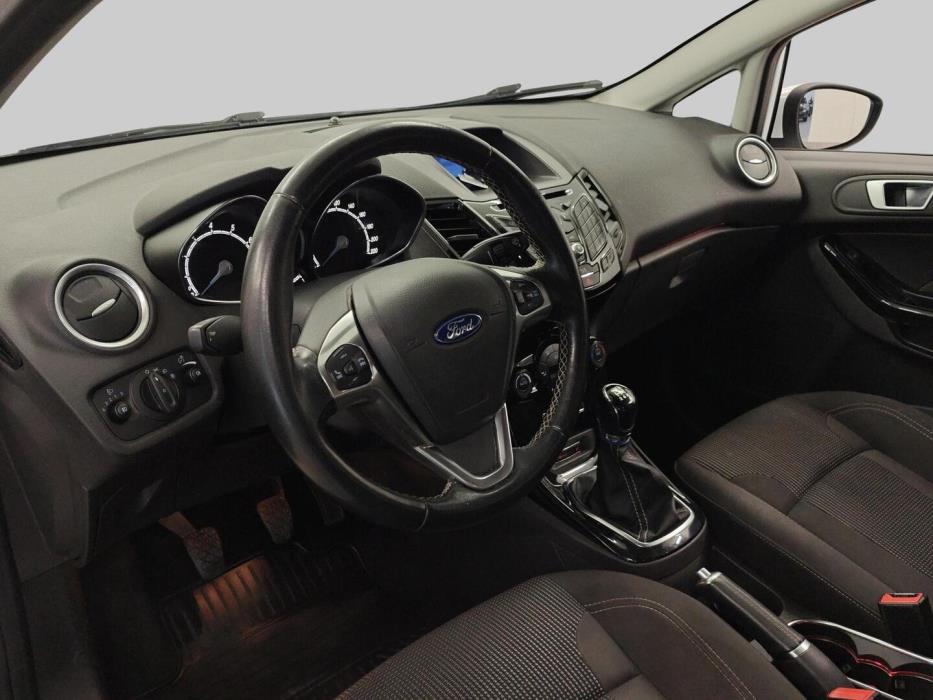 FORD Fiesta 2016