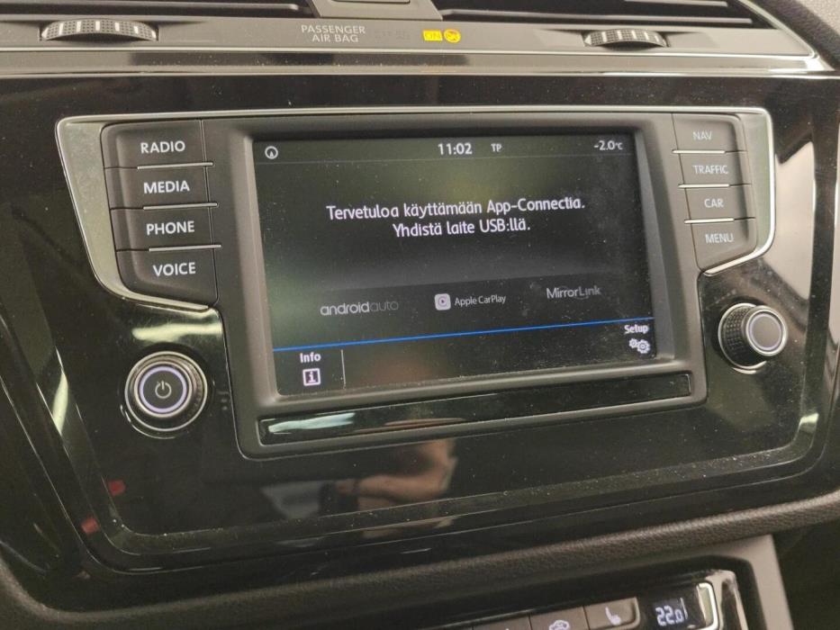 VOLKSWAGEN Touran 2017