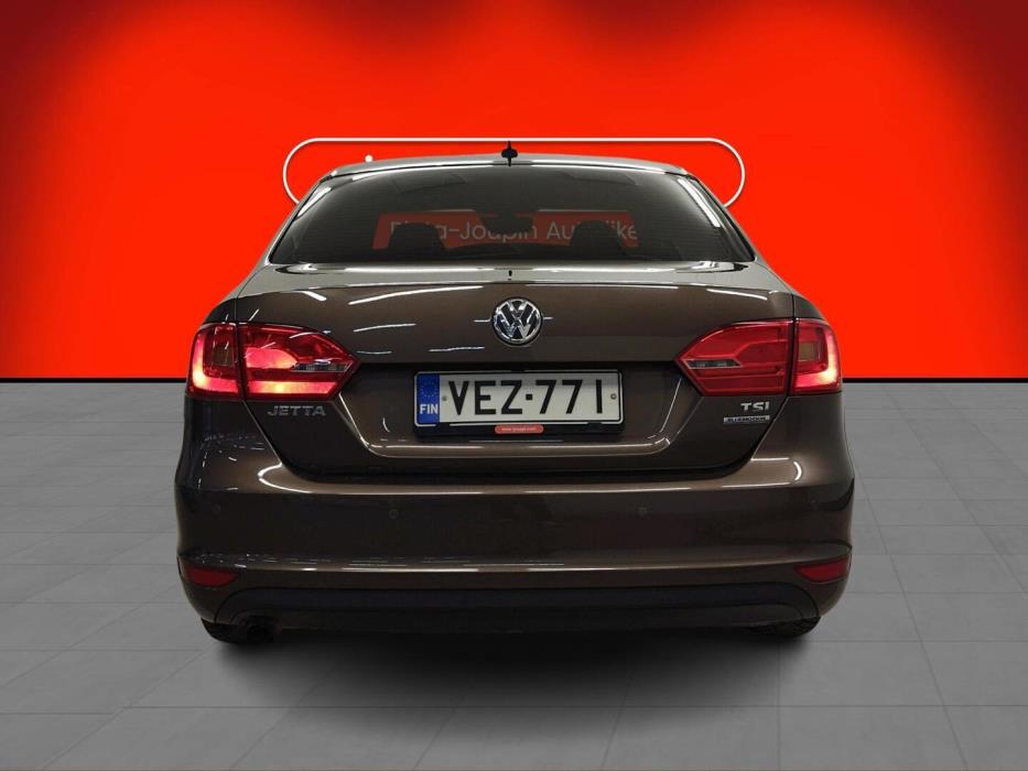 VOLKSWAGEN Jetta 2011