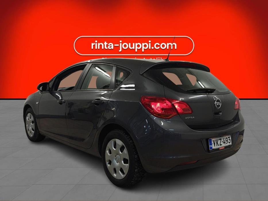 OPEL Astra 2010