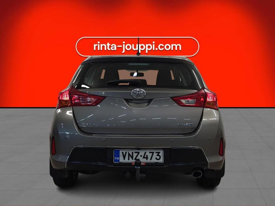 TOYOTA Auris 2012