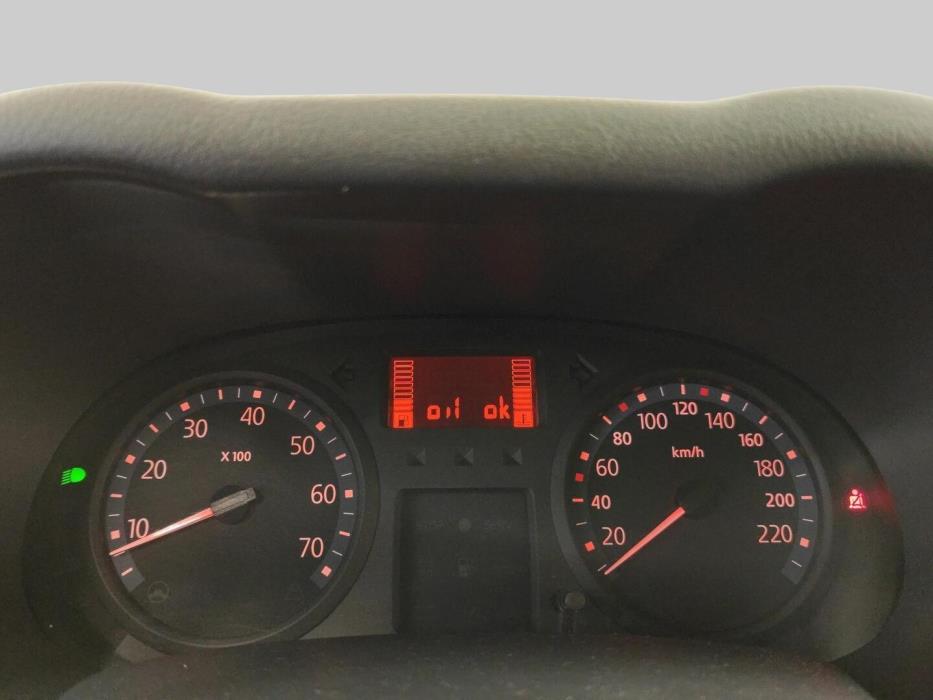 RENAULT Clio 2005