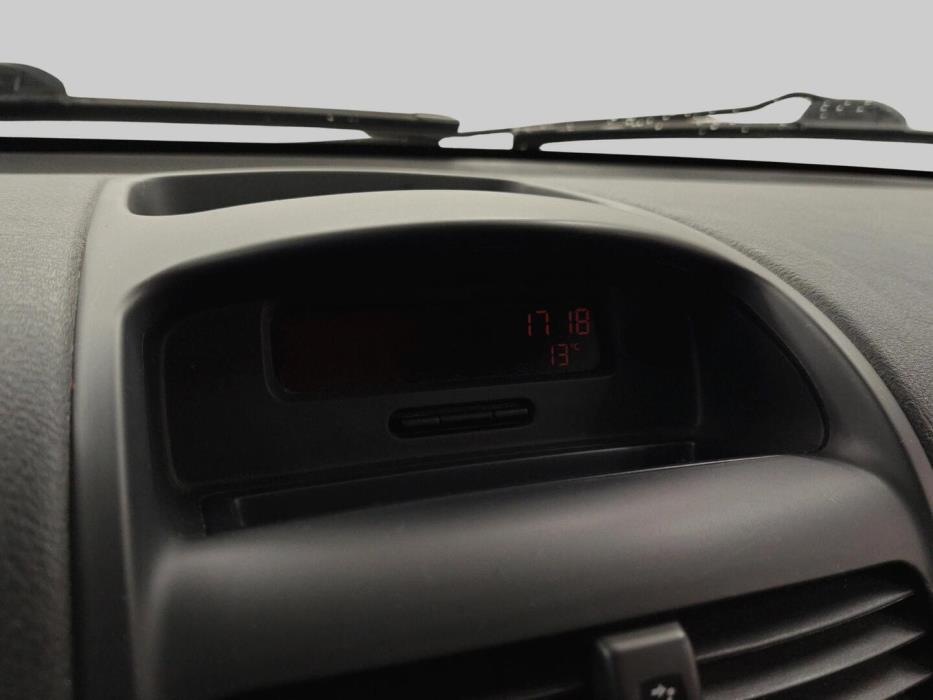 RENAULT Clio 2005