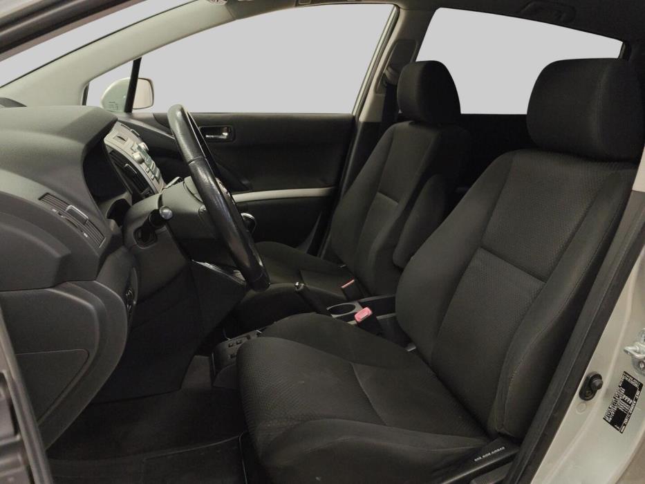 TOYOTA Corolla Verso 2006