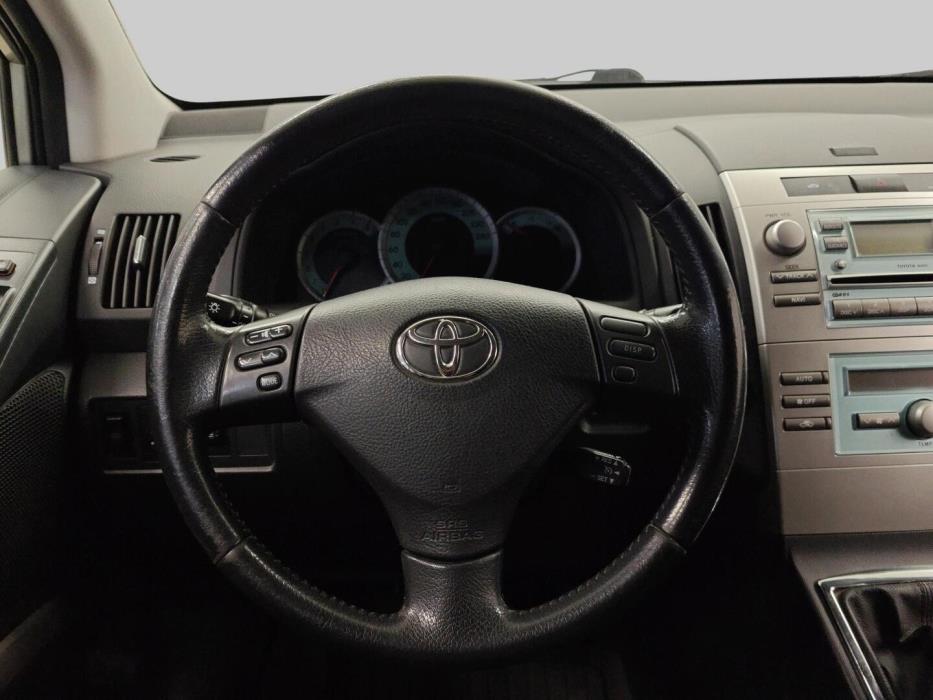 TOYOTA Corolla Verso 2006