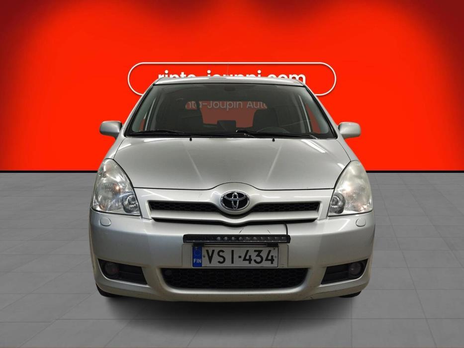 TOYOTA Corolla Verso 2006