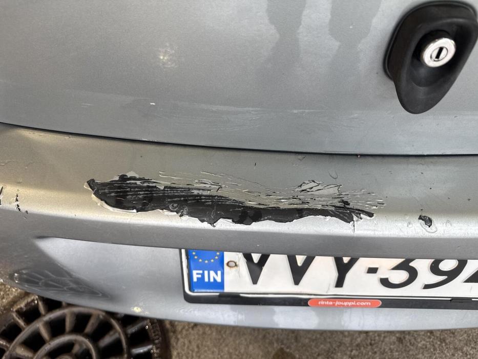 TOYOTA Yaris 2011