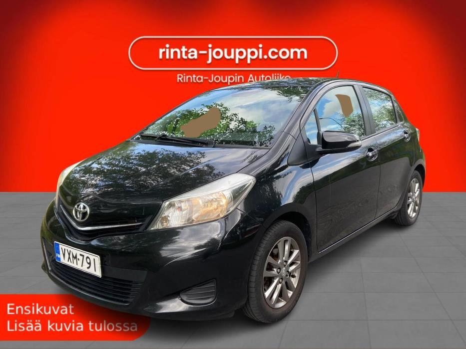 TOYOTA Yaris 2014