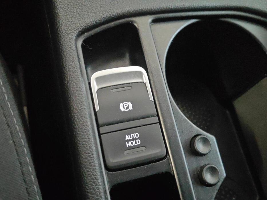 VOLKSWAGEN TOURAN 2021