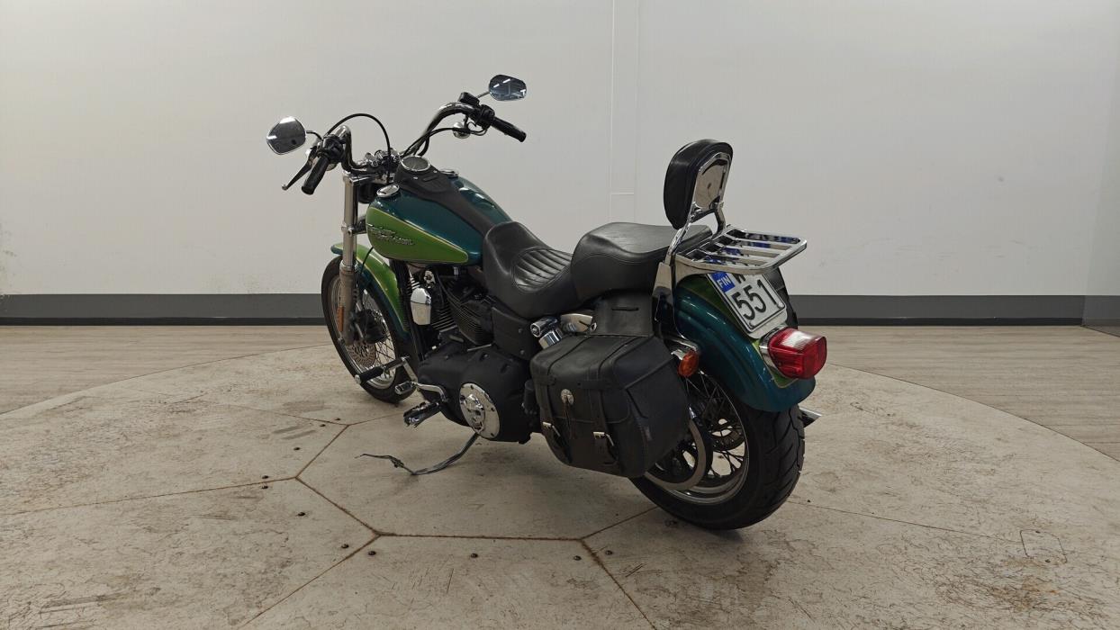 HARLEY-DAVIDSON DYNA 2008