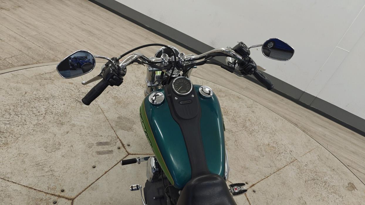 HARLEY-DAVIDSON DYNA 2008