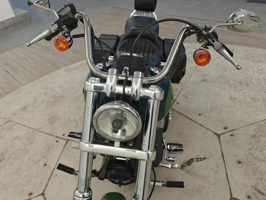 HARLEY-DAVIDSON DYNA 2008