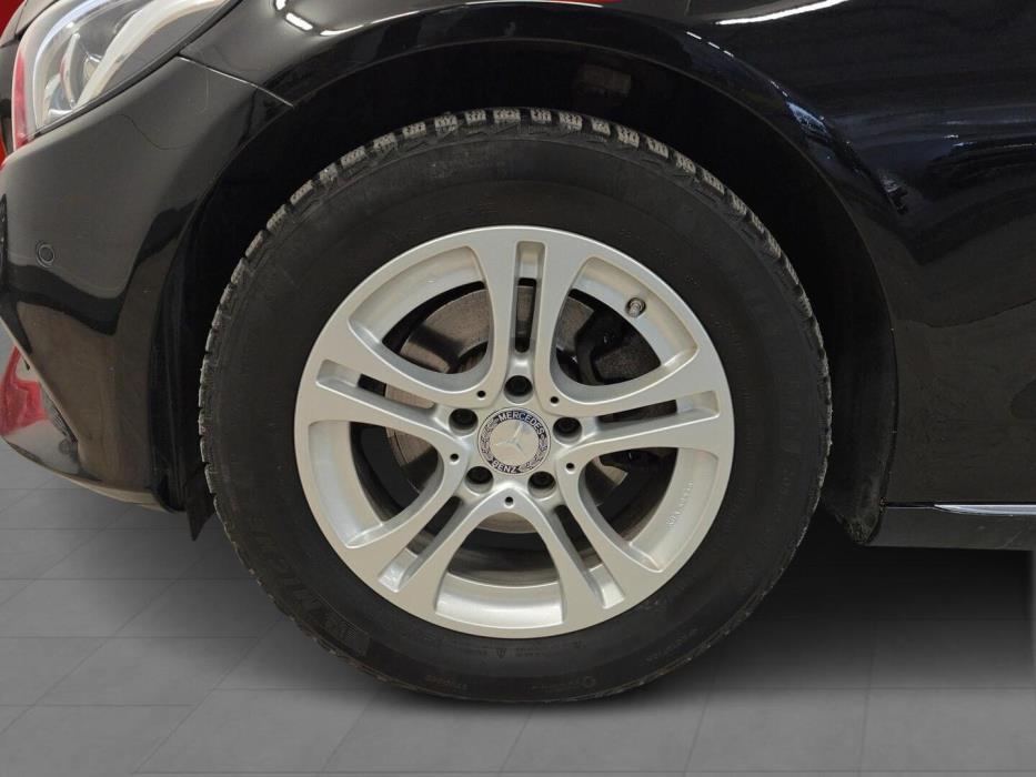 MERCEDES-BENZ C 2015