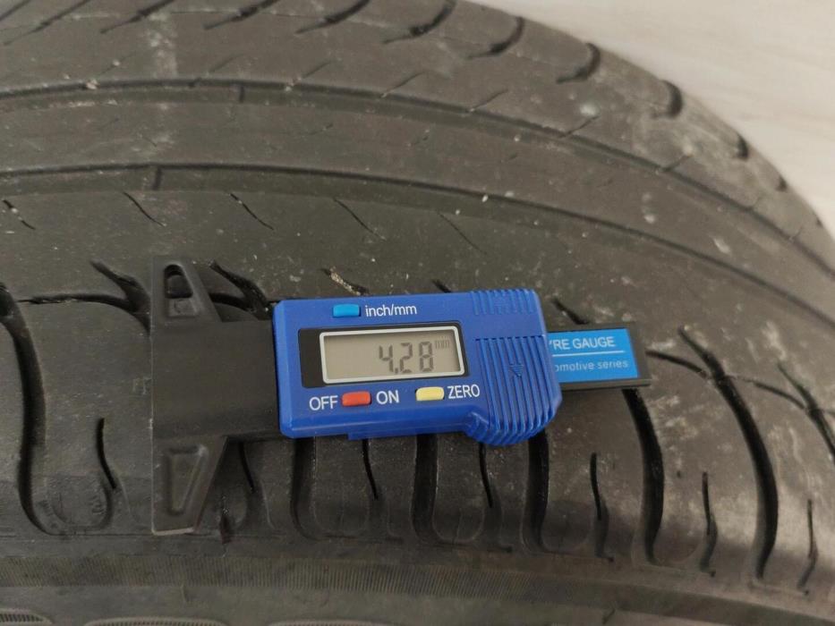 MERCEDES-BENZ C 2015