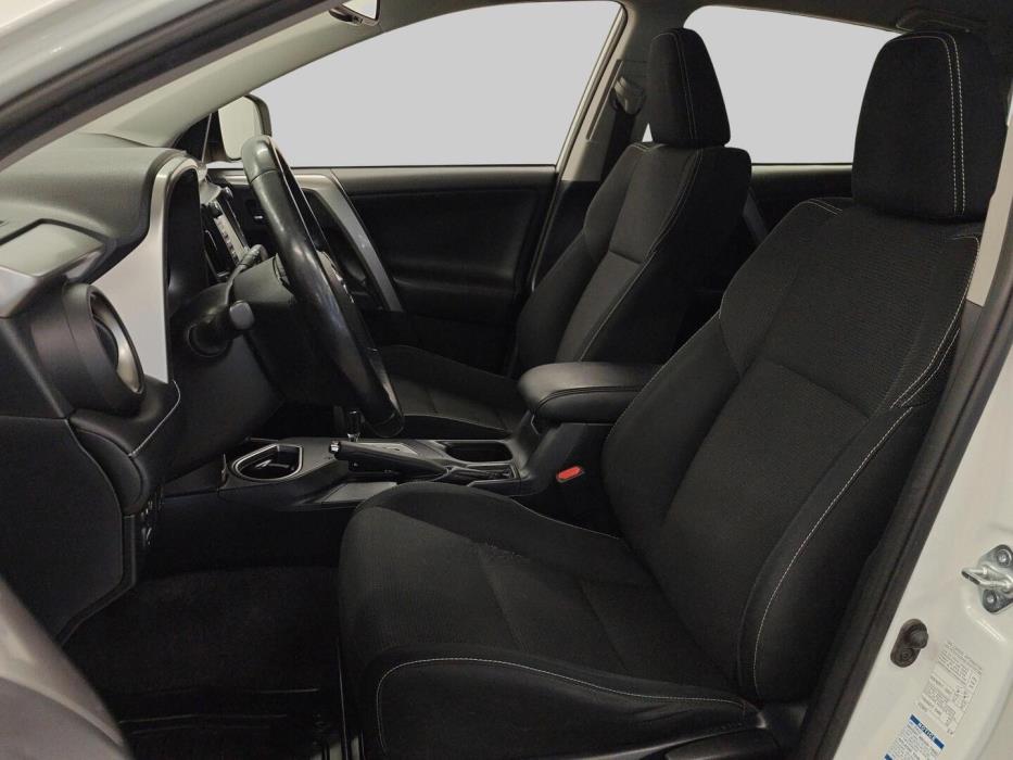 TOYOTA RAV4 2017