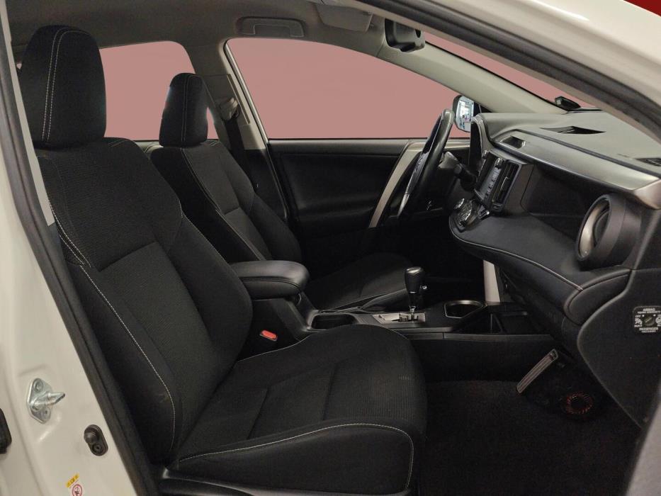 TOYOTA RAV4 2017