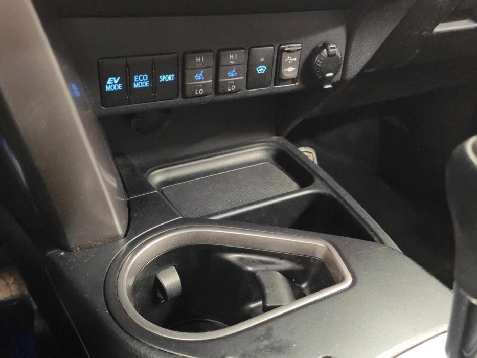 TOYOTA RAV4 2017