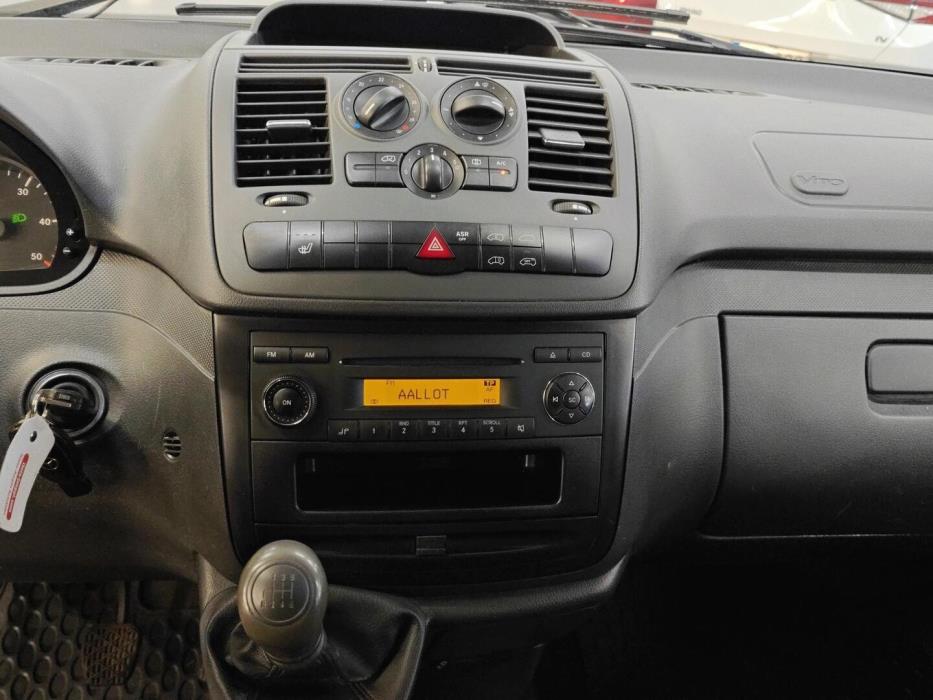 MERCEDES-BENZ Vito 2014