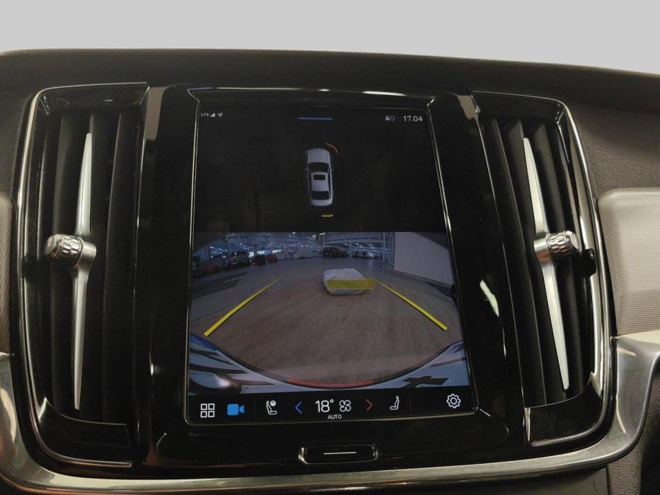 VOLVO S90 2023